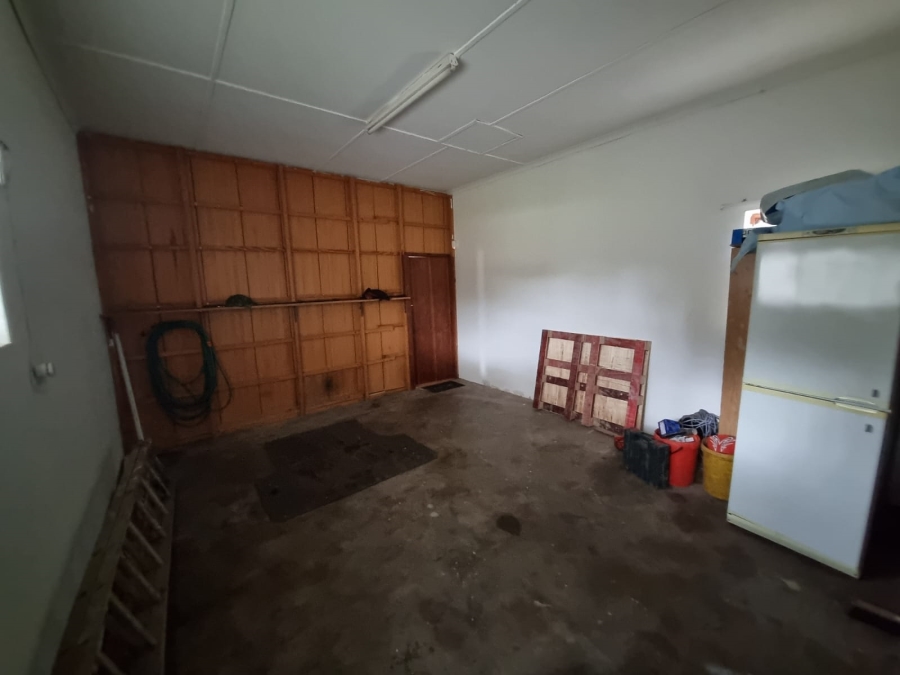 To Let 3 Bedroom Property for Rent in Aston Bay Eastern Cape